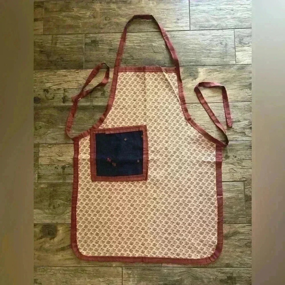 HANDMADE VTG UPHOLSTERY CANVAS FABRIC STANDARD SIZE RED FLOWERS CHERRY PRINT - Picture 1 of 3